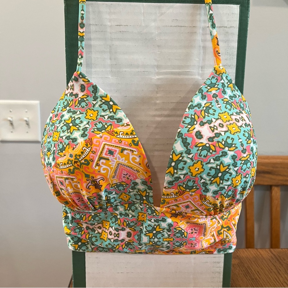 Malibu Colorful Bikini Top  with Crisscross Back Patchwork Size Large